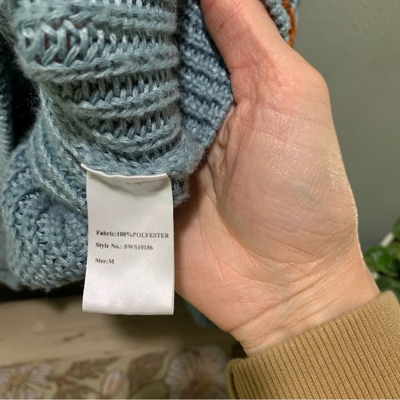 Elan // Striped sweater - Blue - Size Medium - Picture 5 of 8